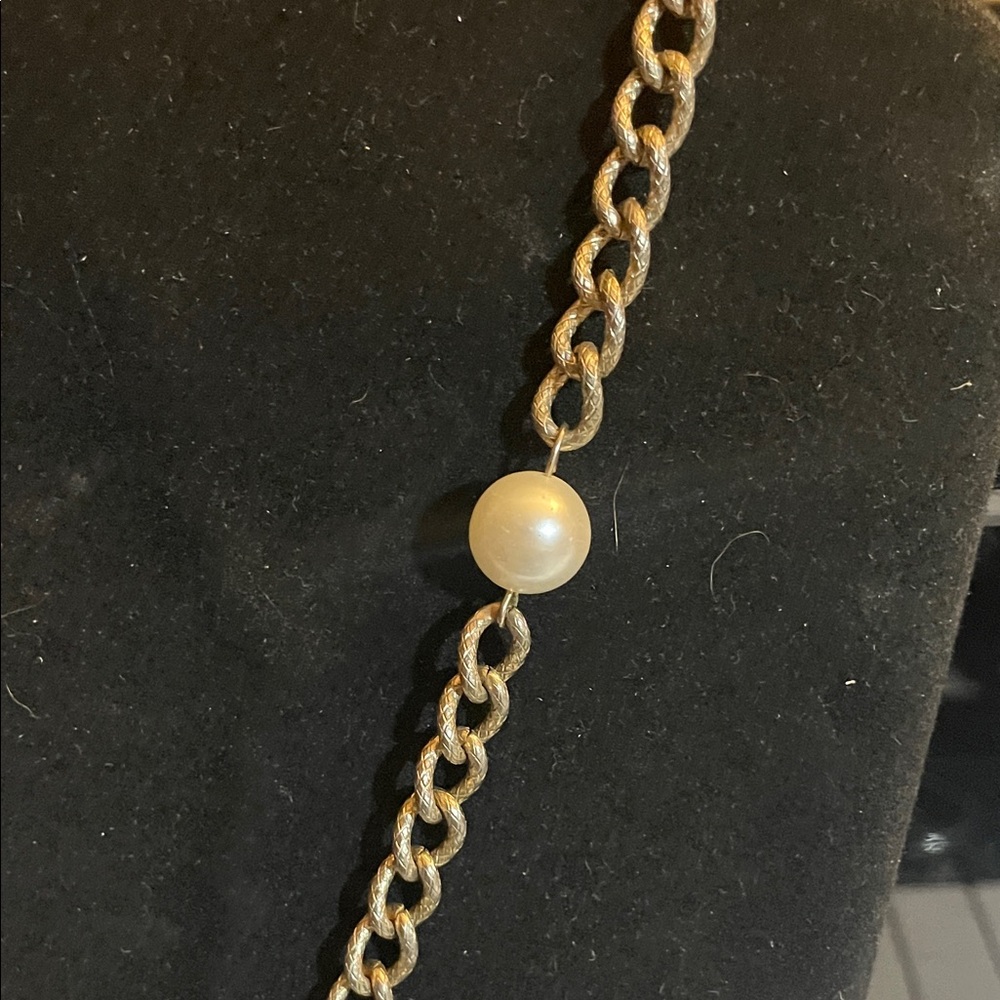 Set of 3 vintage gold tone necklaces - Picture 9 of 13
